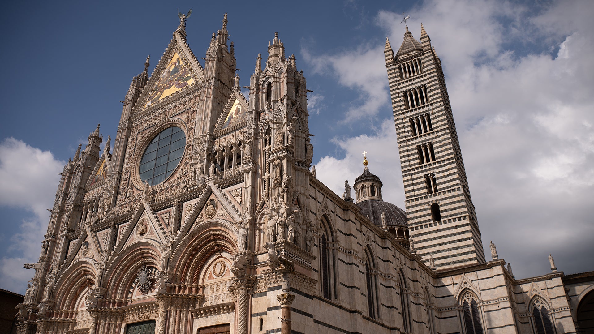Tour Guide | Siena & San Gimignano